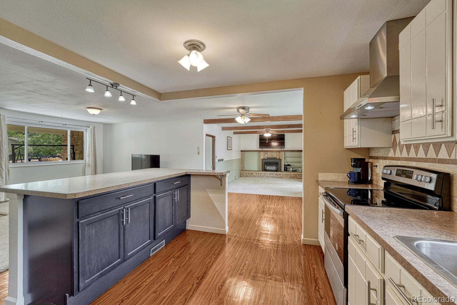 MLS Image #8 for 1327 e 19th street,loveland, Colorado