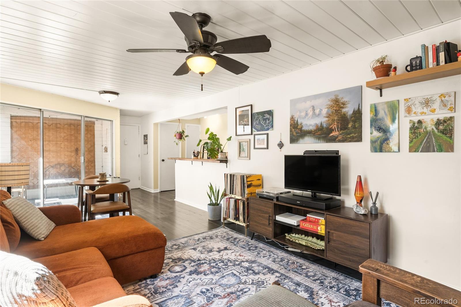 MLS Image #11 for 1343 n high street 12,denver, Colorado