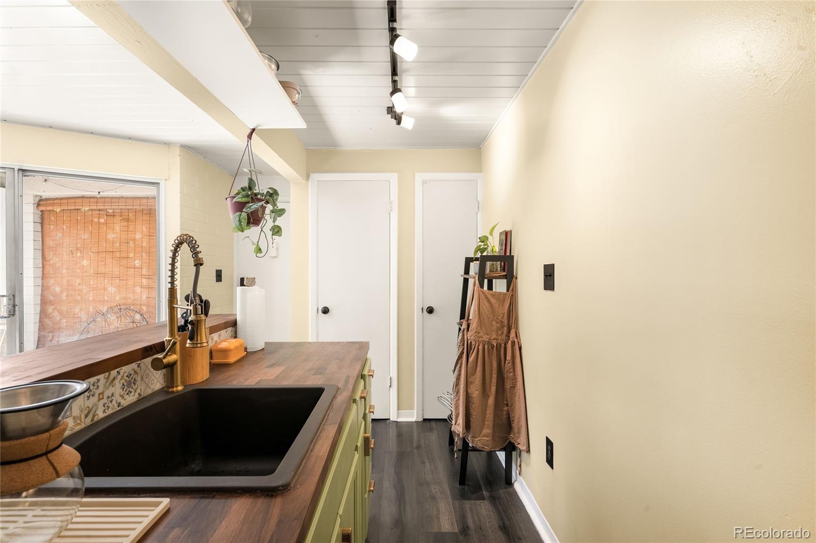 MLS Image #7 for 1343 n high street 12,denver, Colorado