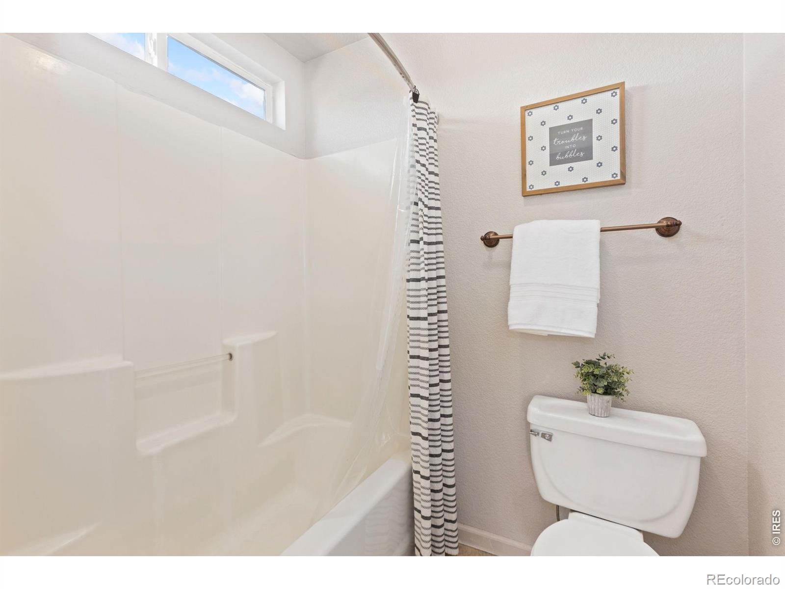 MLS Image #17 for 3009  spring cove drive,evans, Colorado