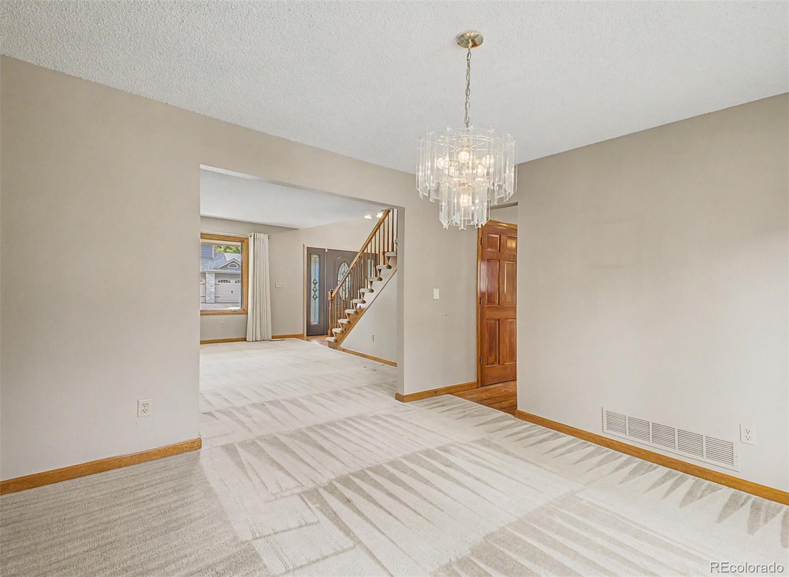 MLS Image #7 for 12619 w 84th drive,arvada, Colorado