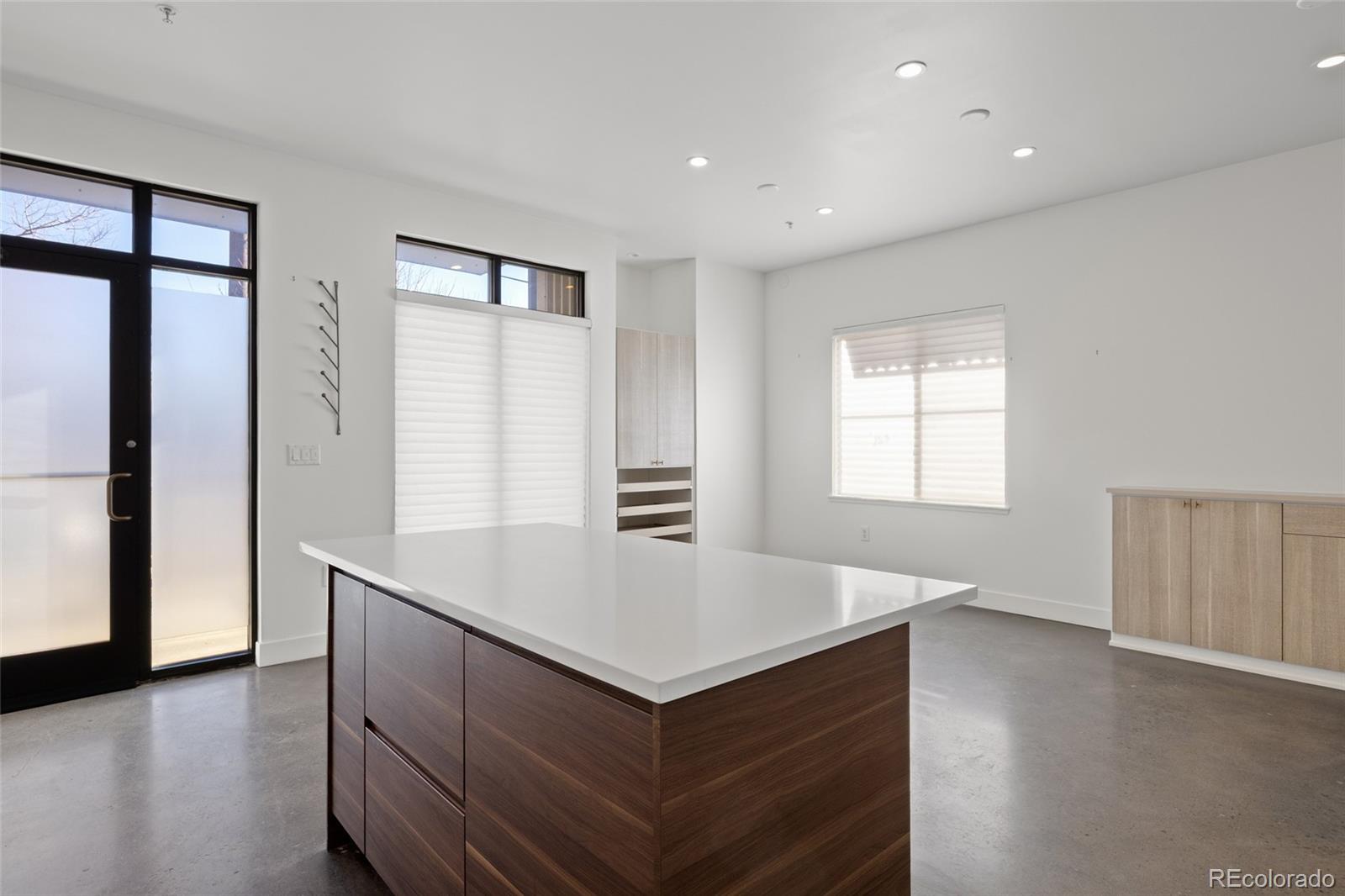 MLS Image #16 for 3149  blake street 101,denver, Colorado