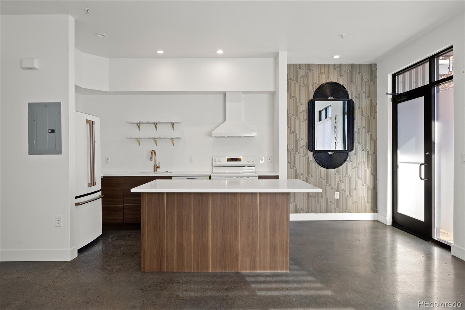 MLS Image #7 for 3149  blake street 101,denver, Colorado