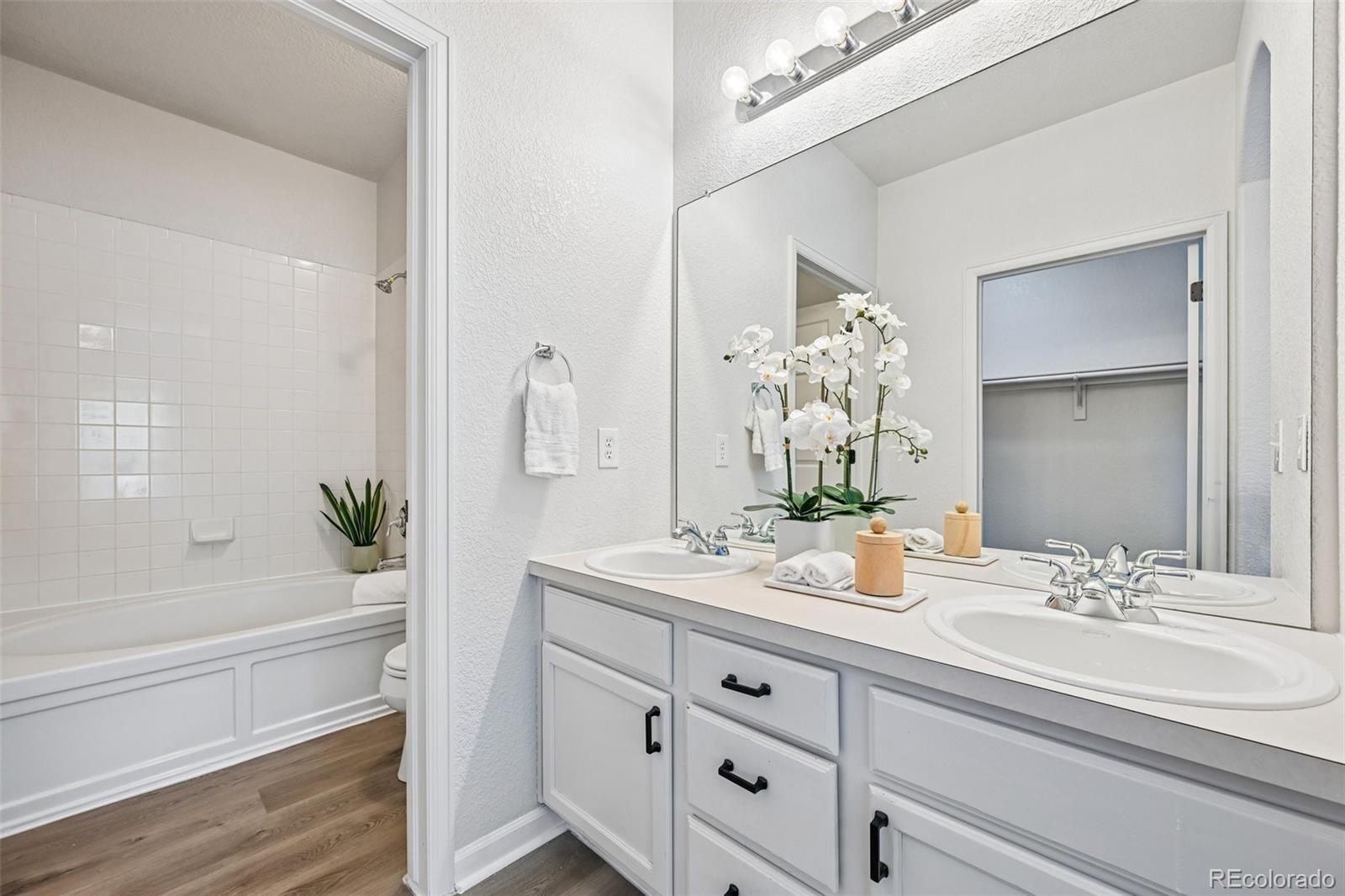 MLS Image #11 for 3280  boulder circle,broomfield, Colorado