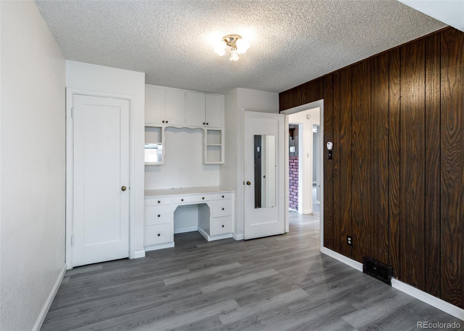 MLS Image #11 for 2203  templeton gap road,colorado springs, Colorado