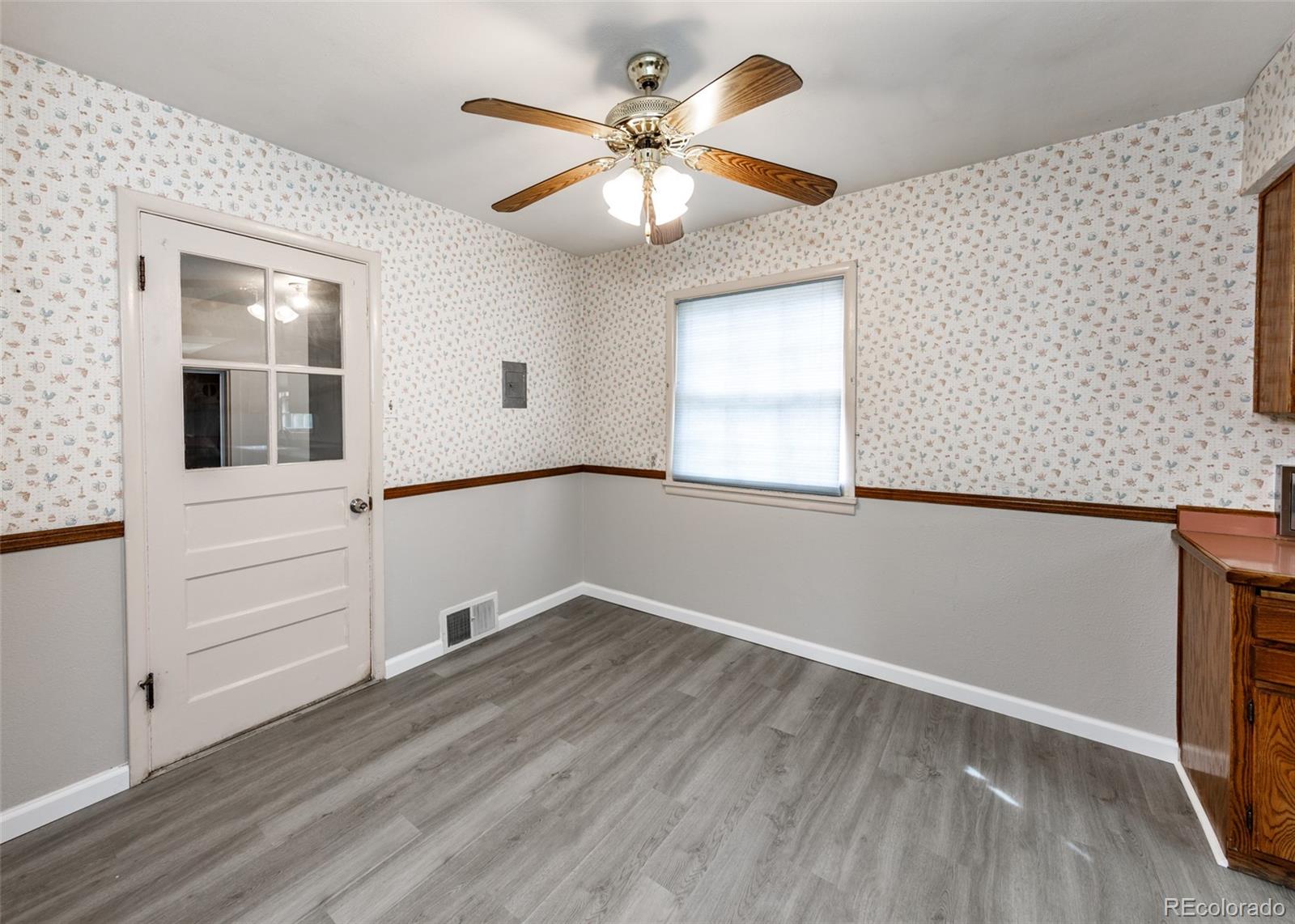 MLS Image #17 for 2203  templeton gap road,colorado springs, Colorado