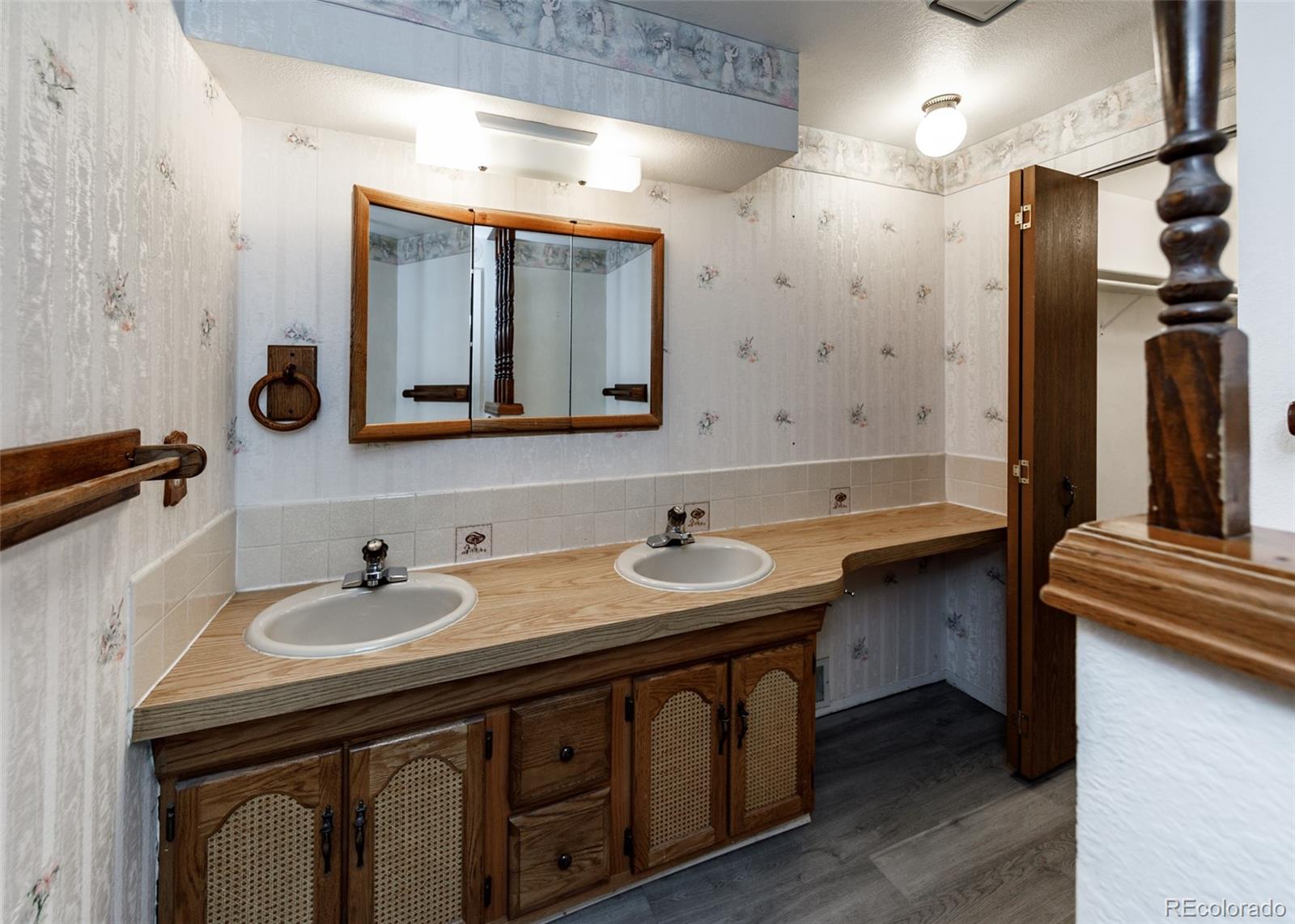 MLS Image #21 for 2203  templeton gap road,colorado springs, Colorado