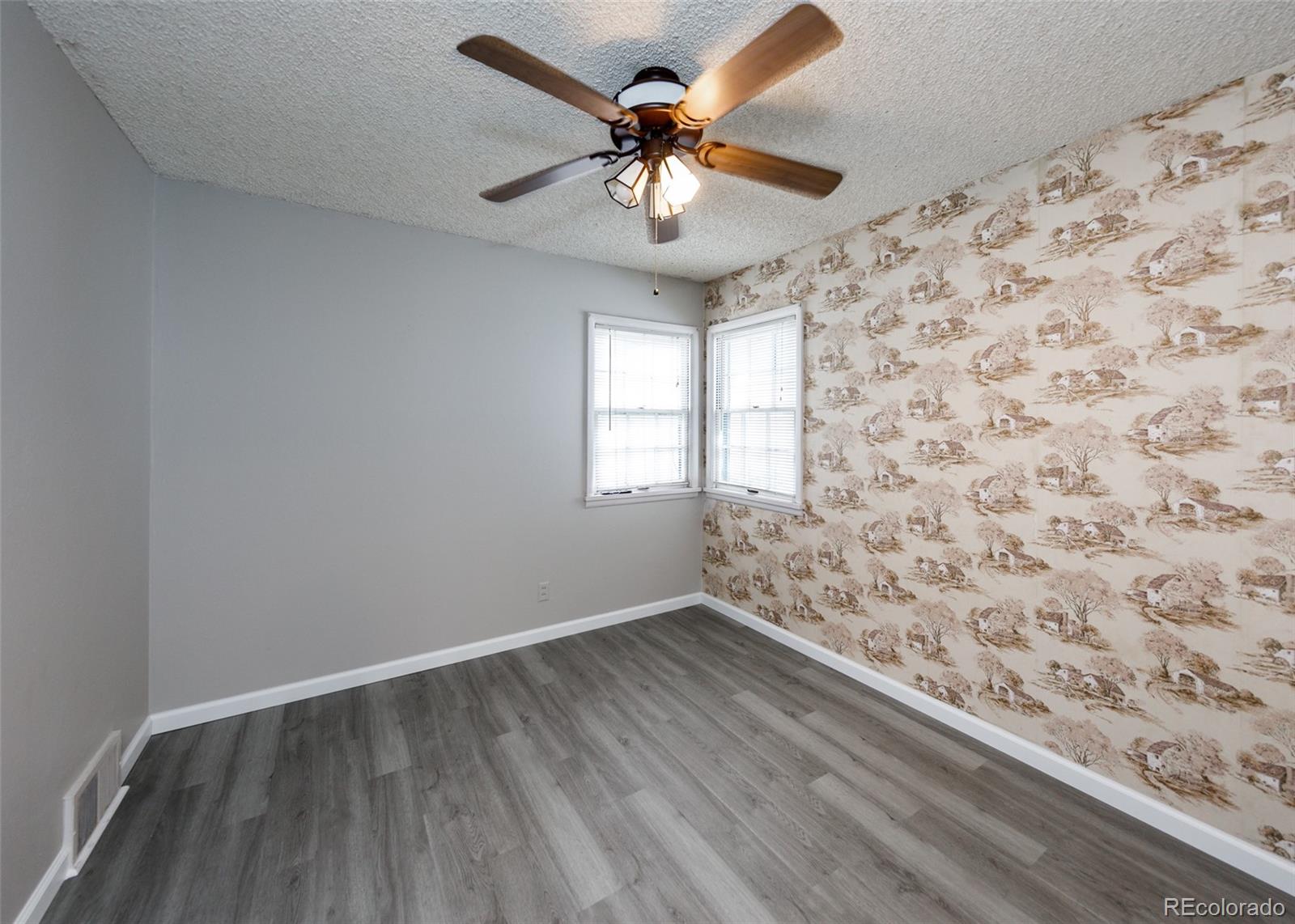 MLS Image #5 for 2203  templeton gap road,colorado springs, Colorado