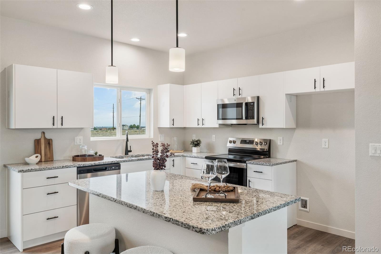 MLS Image #16 for 280 s meriweather drive,pueblo west, Colorado