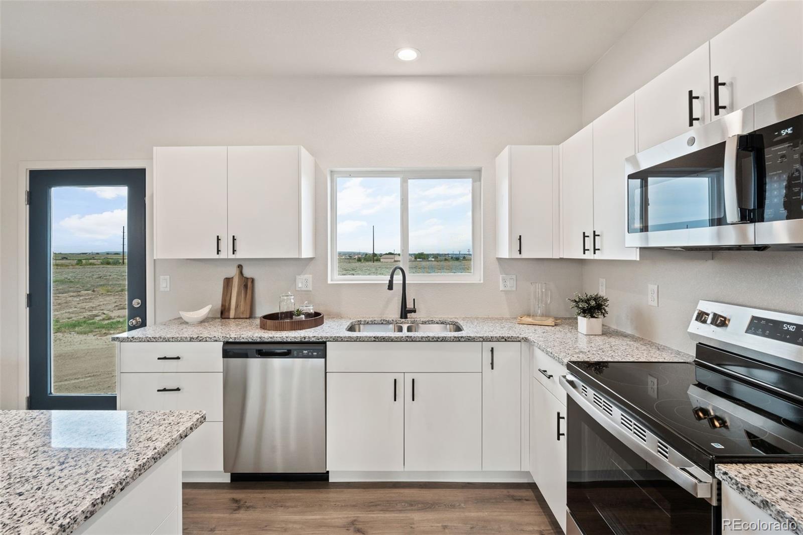 MLS Image #17 for 280 s meriweather drive,pueblo west, Colorado