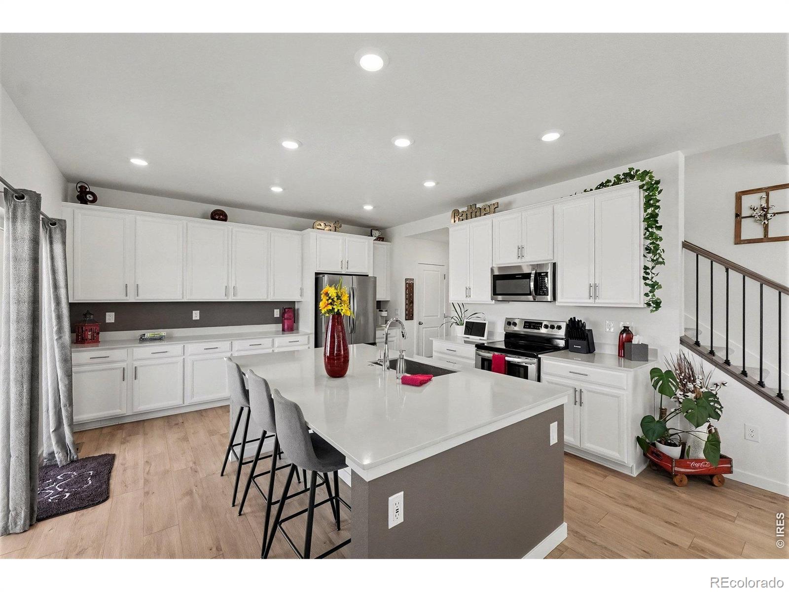 MLS Image #5 for 842  crestone street,johnstown, Colorado