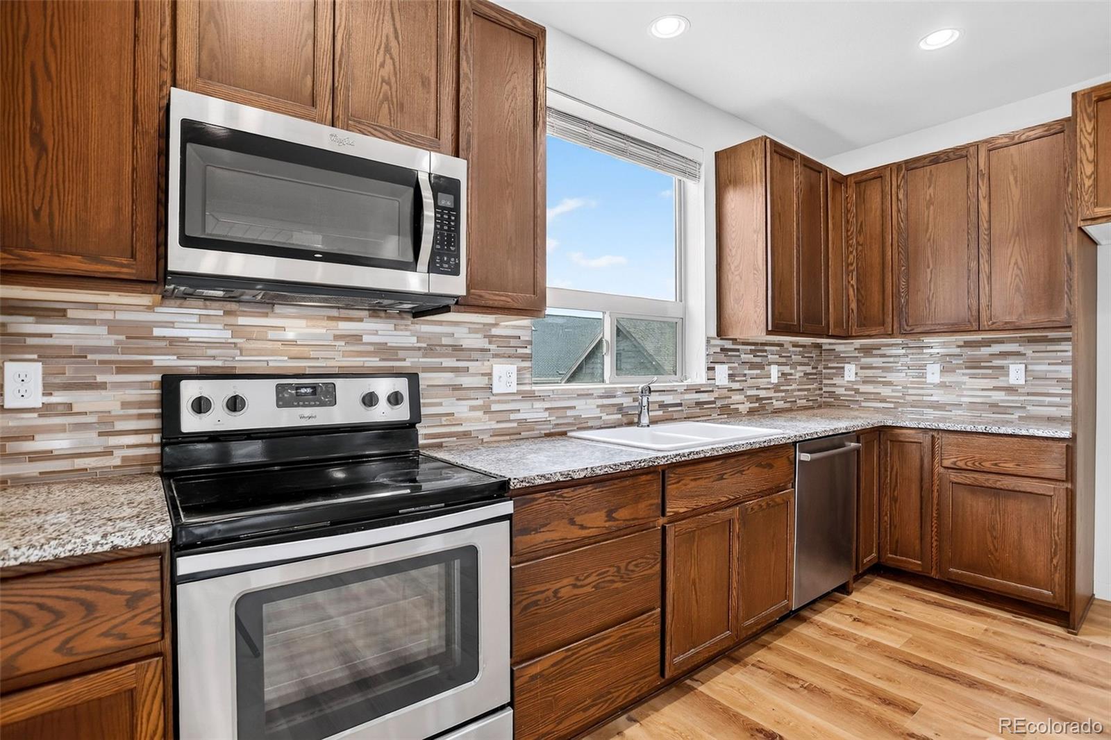MLS Image #14 for 7968 e 54th place ,denver, Colorado