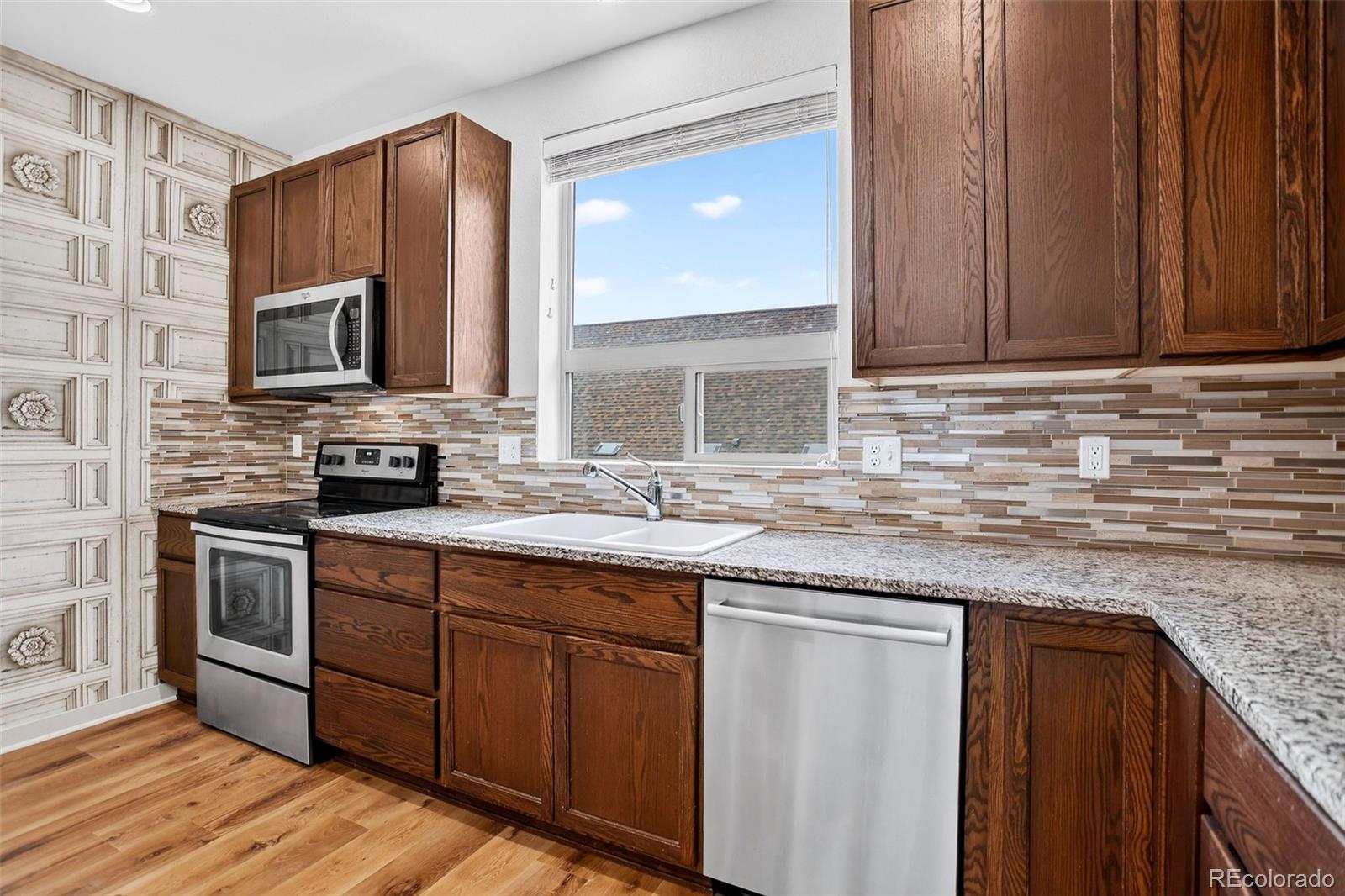 MLS Image #16 for 7968 e 54th place ,denver, Colorado