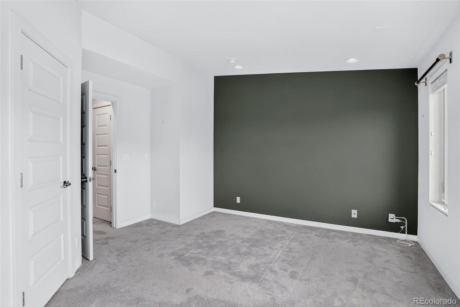 MLS Image #21 for 7968 e 54th place ,denver, Colorado