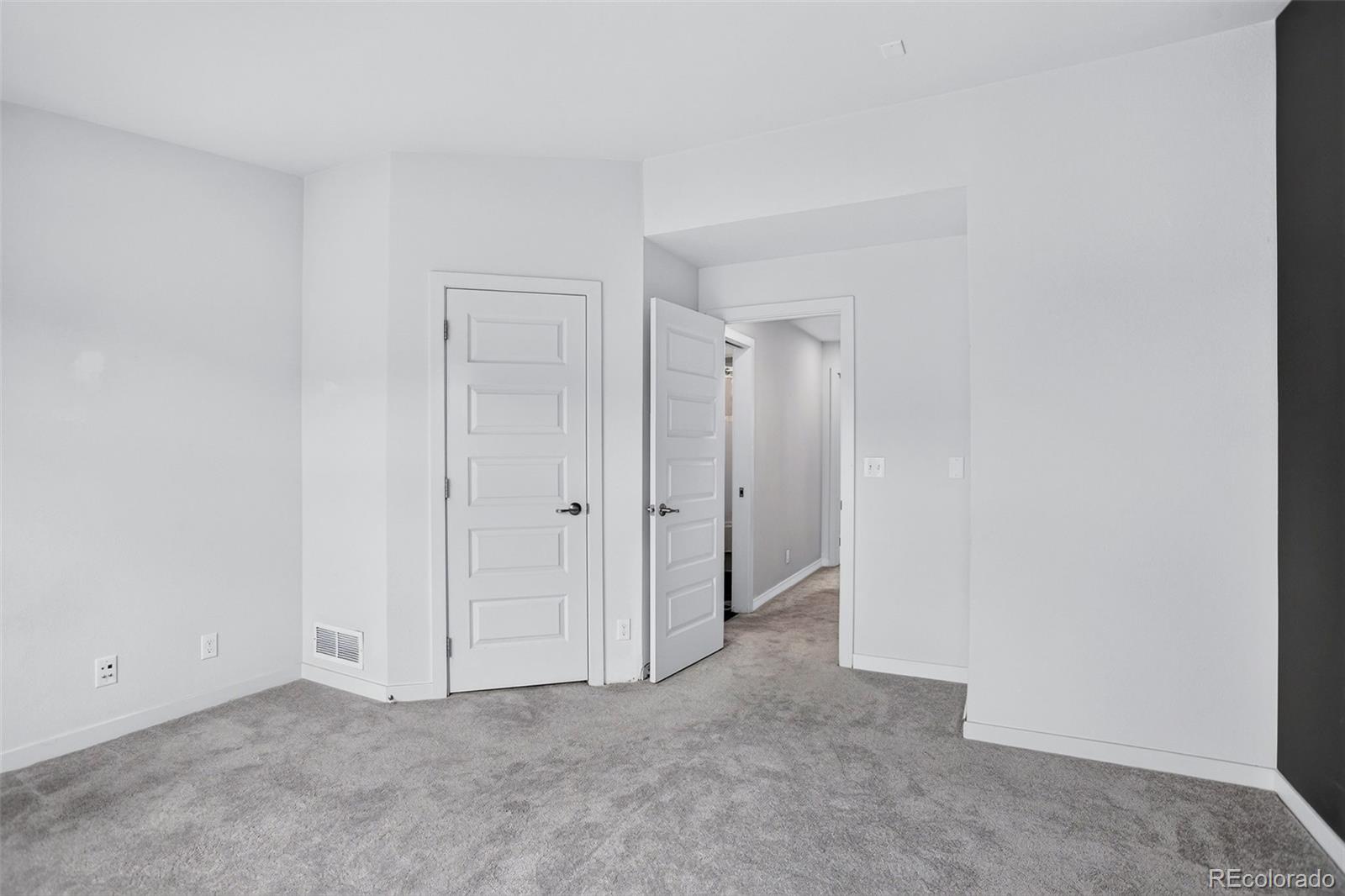 MLS Image #24 for 7968 e 54th place ,denver, Colorado