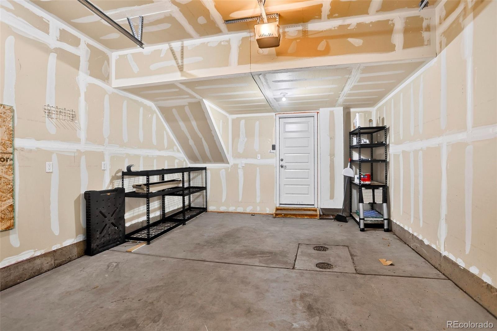 MLS Image #33 for 7968 e 54th place ,denver, Colorado