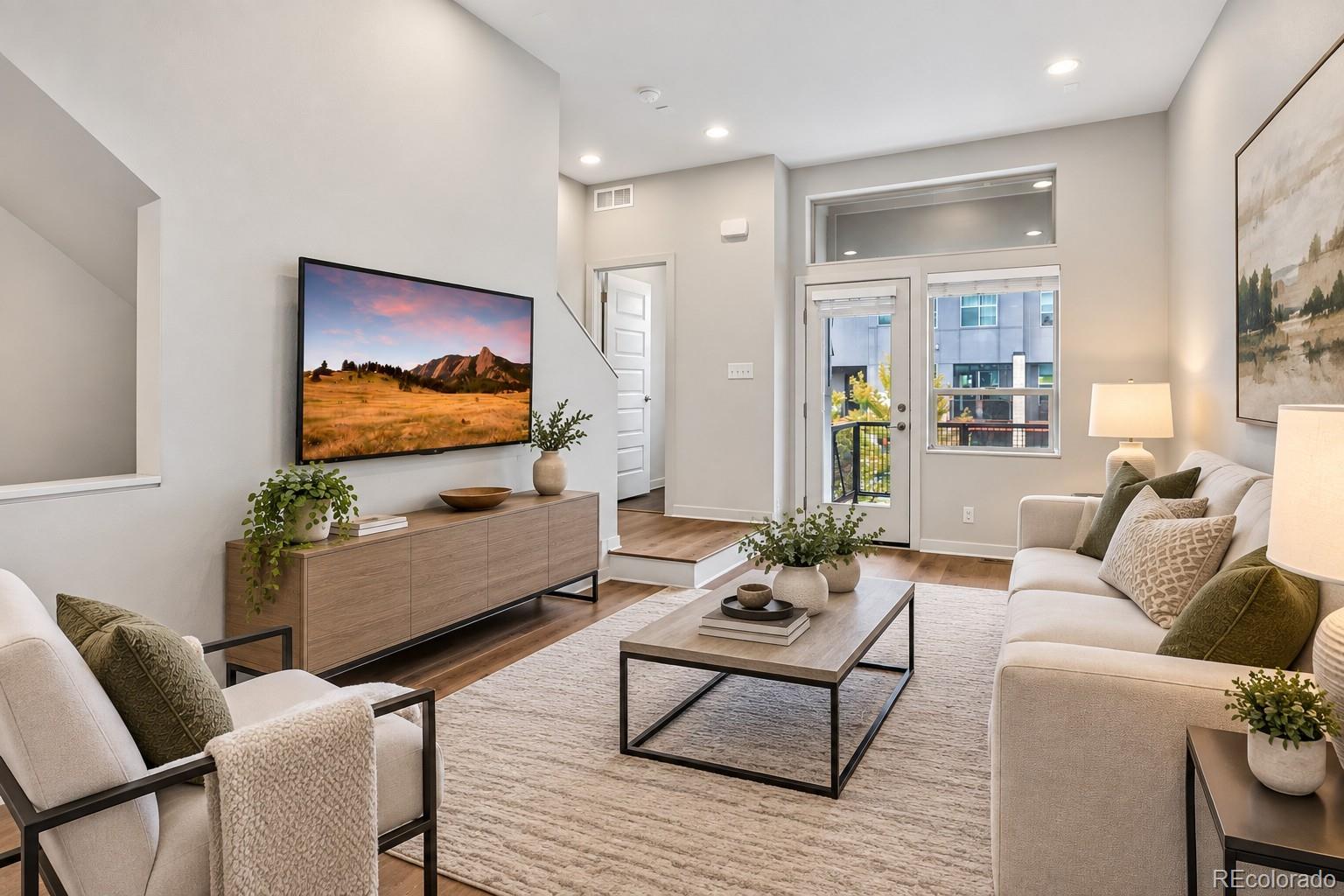 MLS Image #6 for 7968 e 54th place ,denver, Colorado