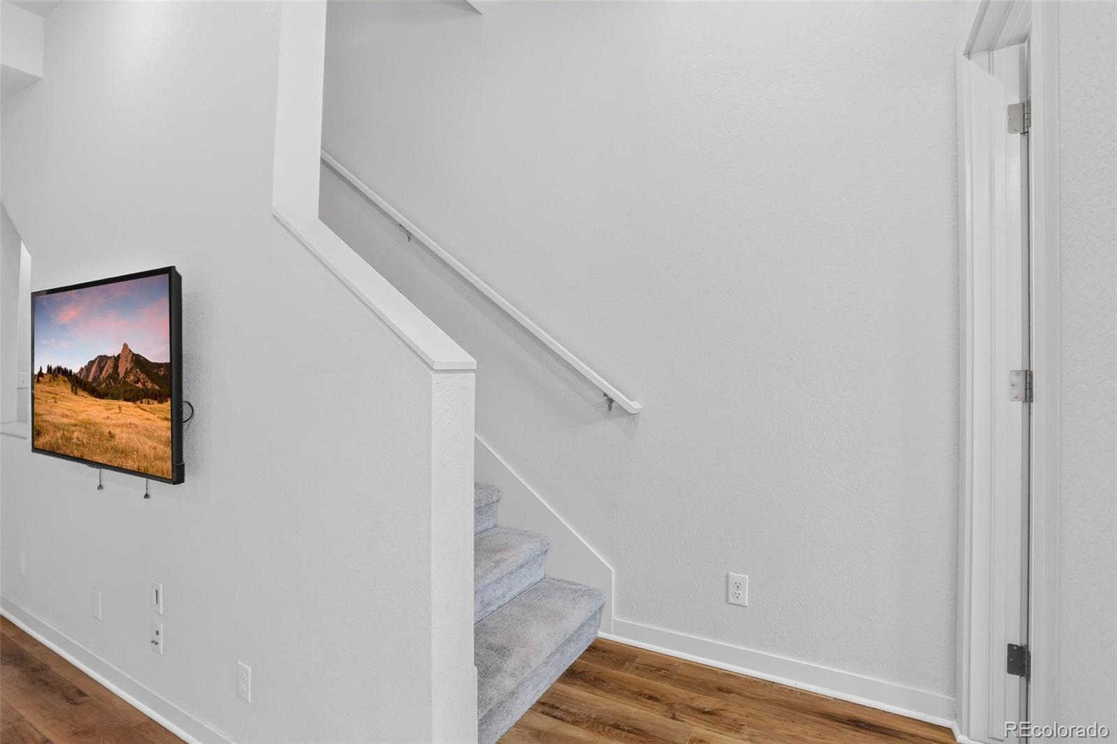 MLS Image #9 for 7968 e 54th place ,denver, Colorado