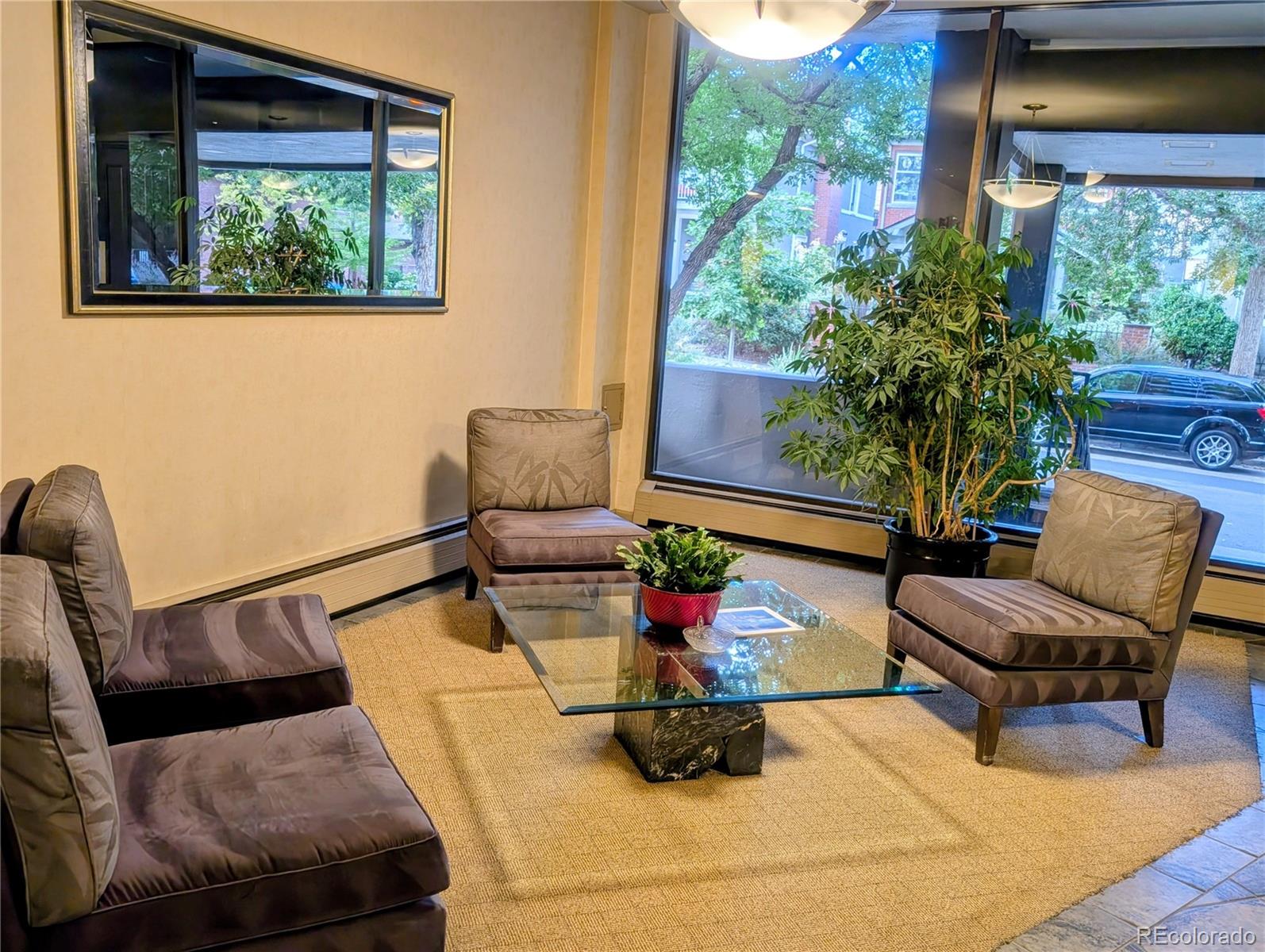 MLS Image #11 for 909 n lafayette street 403,denver, Colorado