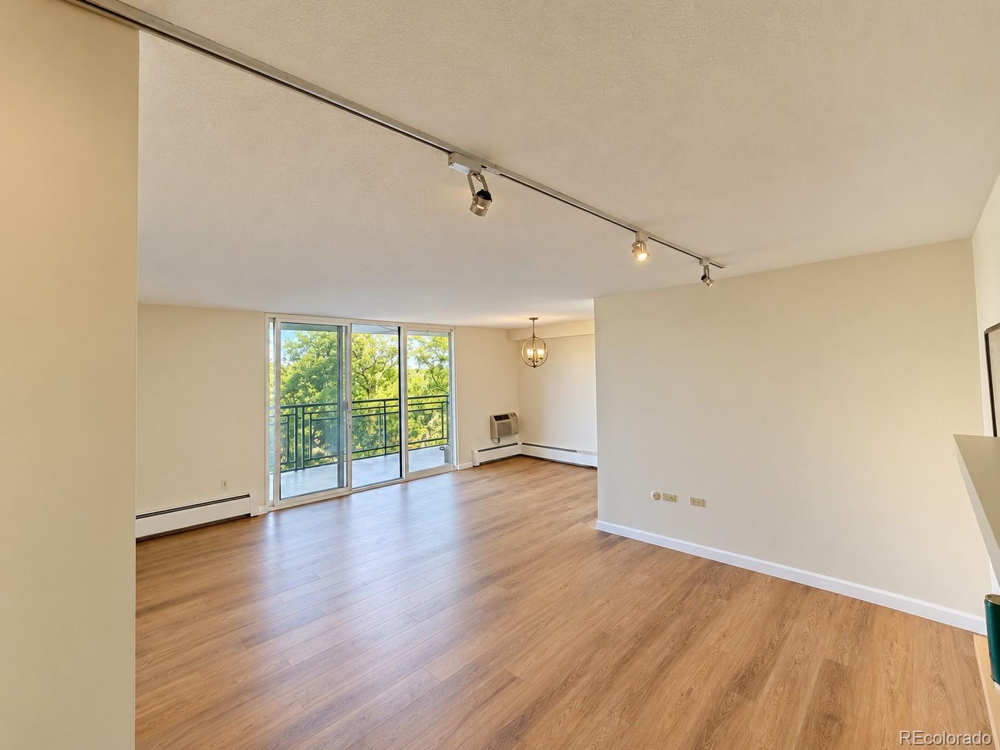 MLS Image #2 for 909 n lafayette street 403,denver, Colorado