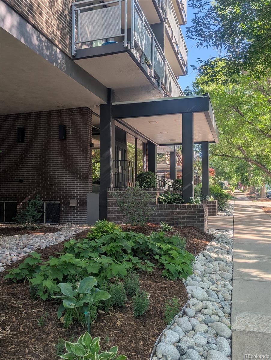 MLS Image #7 for 909 n lafayette street 403,denver, Colorado