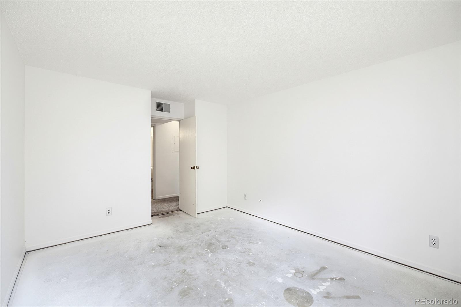 MLS Image #22 for 3344 s ammons street,lakewood, Colorado