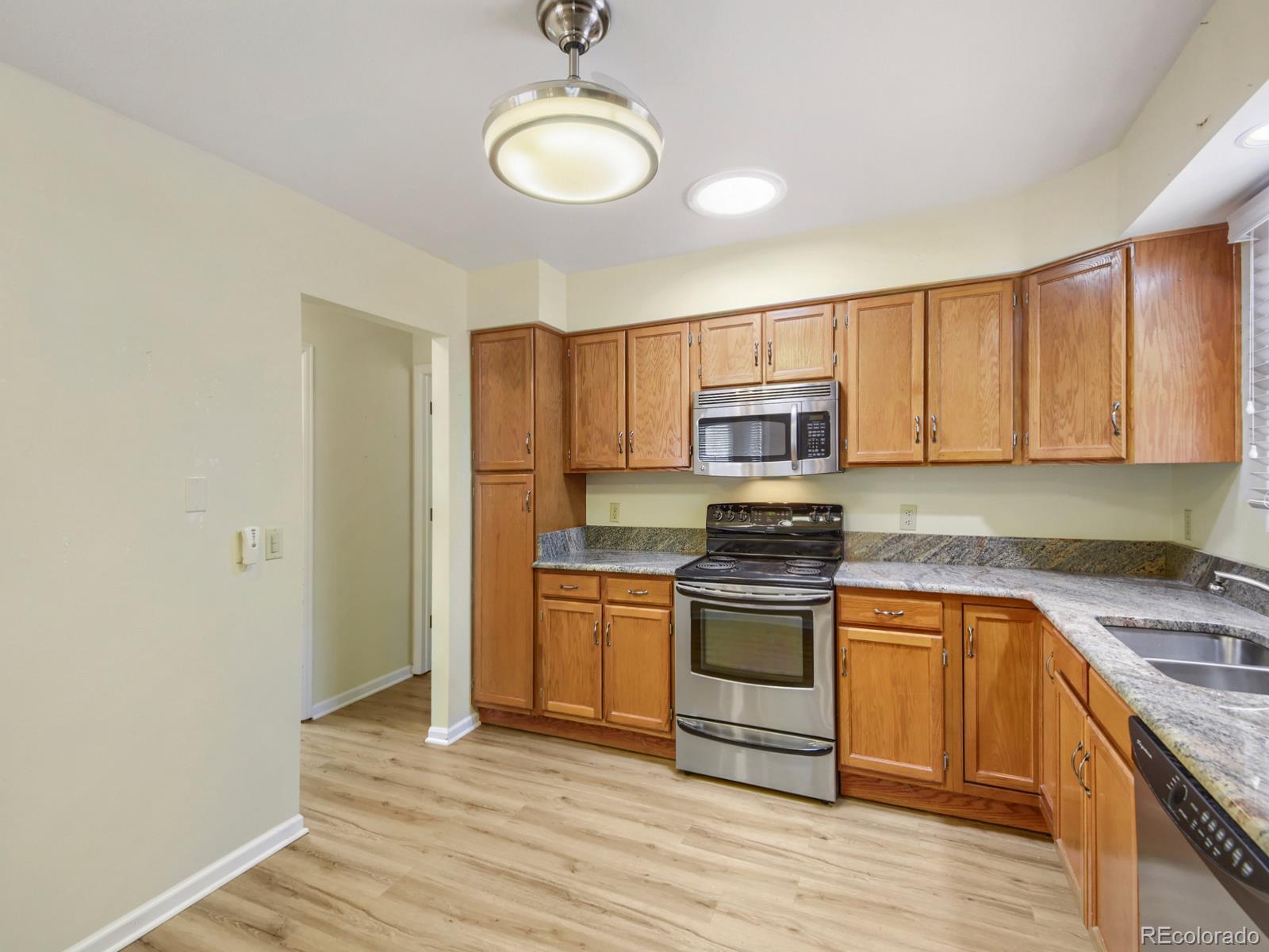 MLS Image #11 for 5784  greenspointe place,highlands ranch, Colorado