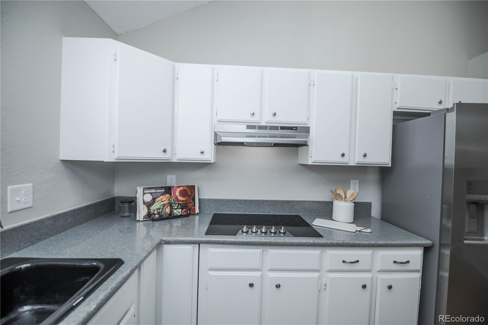 MLS Image #16 for 1158 s otis place,lakewood, Colorado