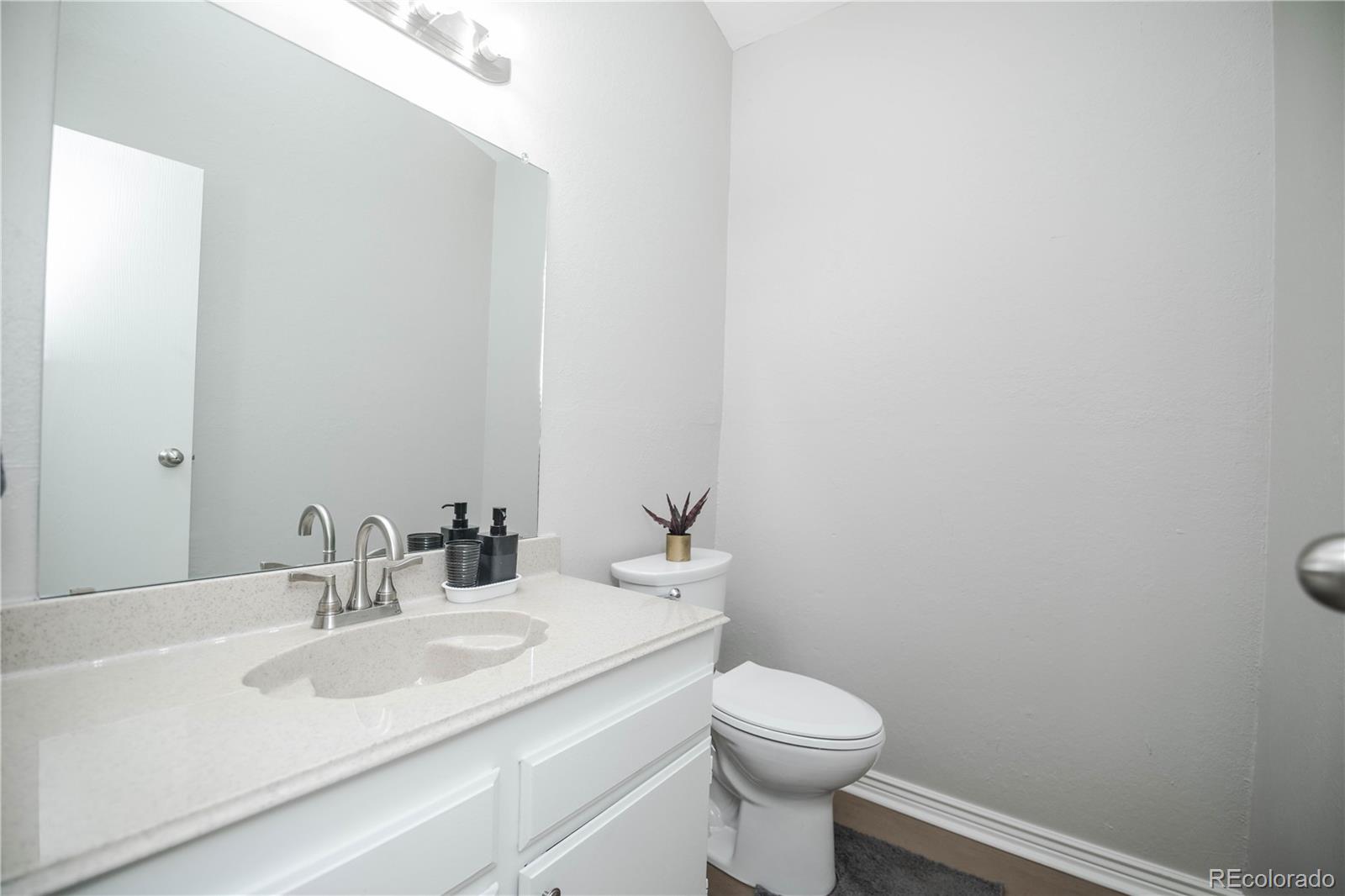 MLS Image #9 for 1158 s otis place,lakewood, Colorado
