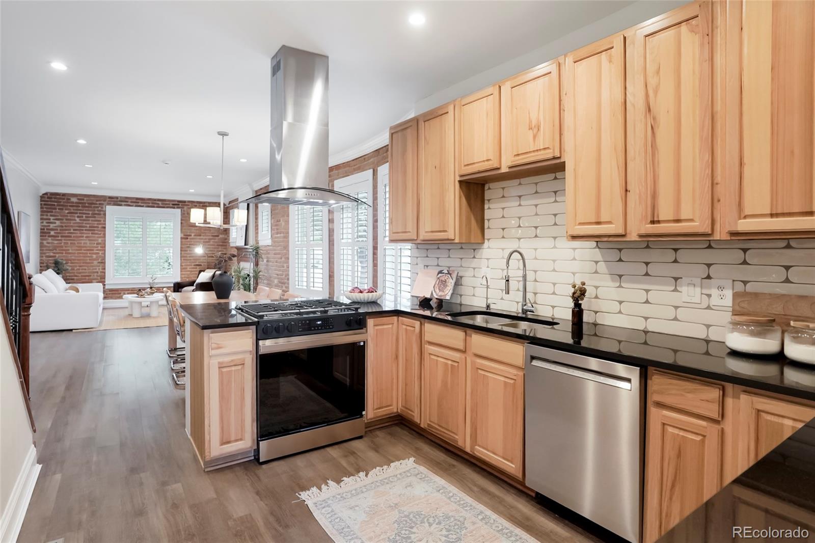 MLS Image #15 for 3303 n gaylord street,denver, Colorado