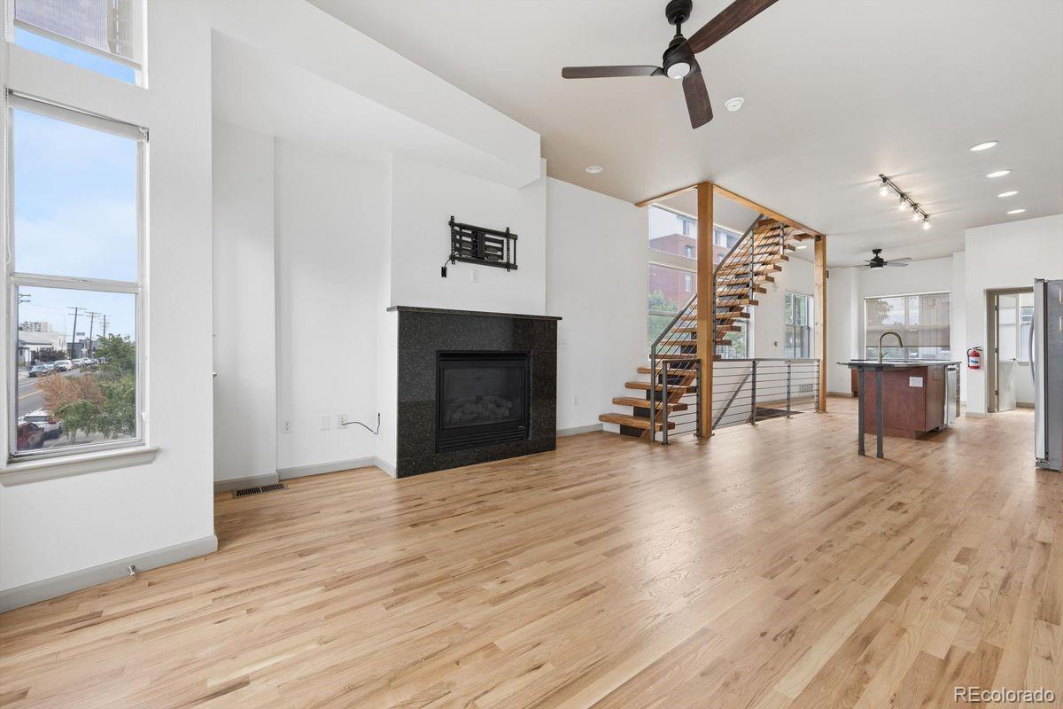 MLS Image #5 for 2680  blake street 1,denver, Colorado
