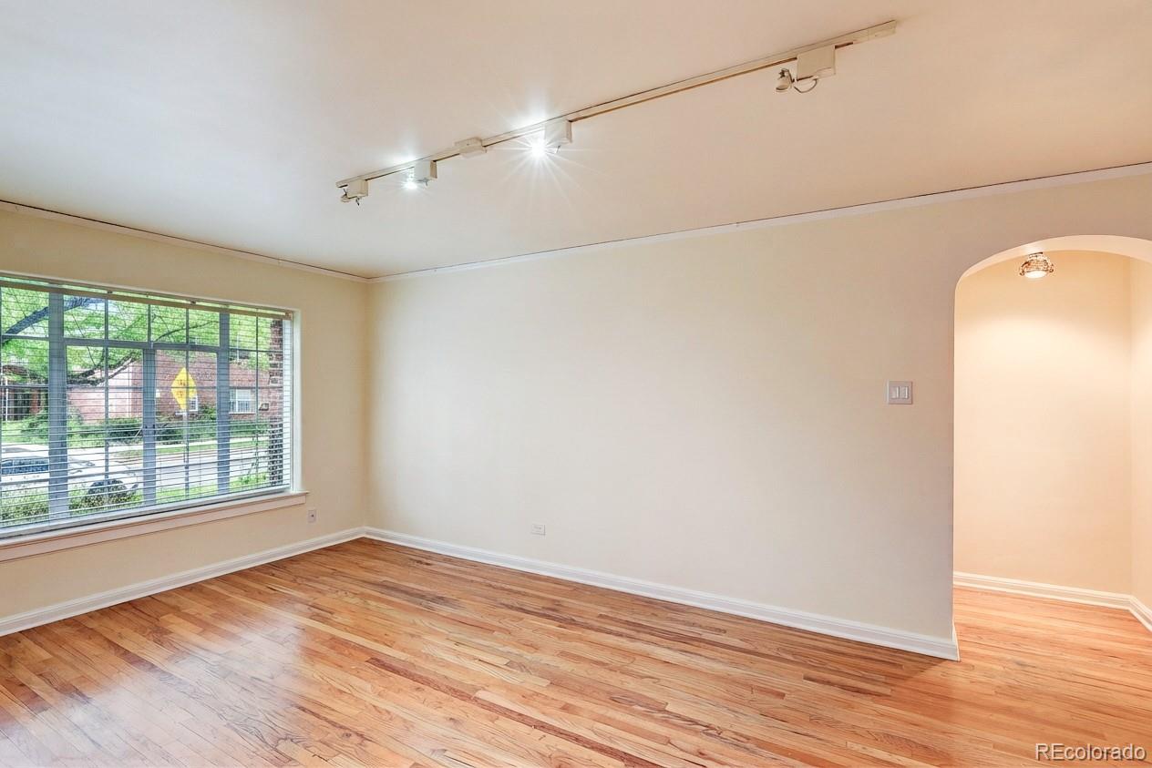 MLS Image #10 for 949 n emerson street,denver, Colorado