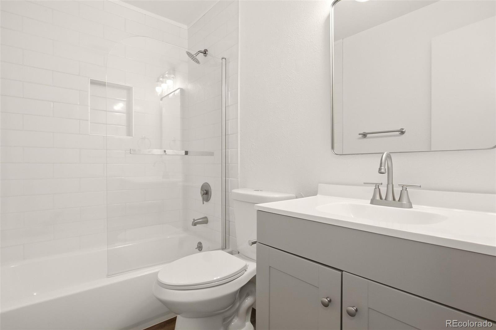 MLS Image #18 for 416 s uvalda circle,aurora, Colorado