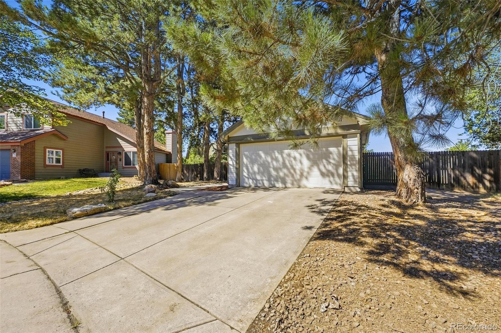 MLS Image #3 for 3533 s richfield circle,aurora, Colorado