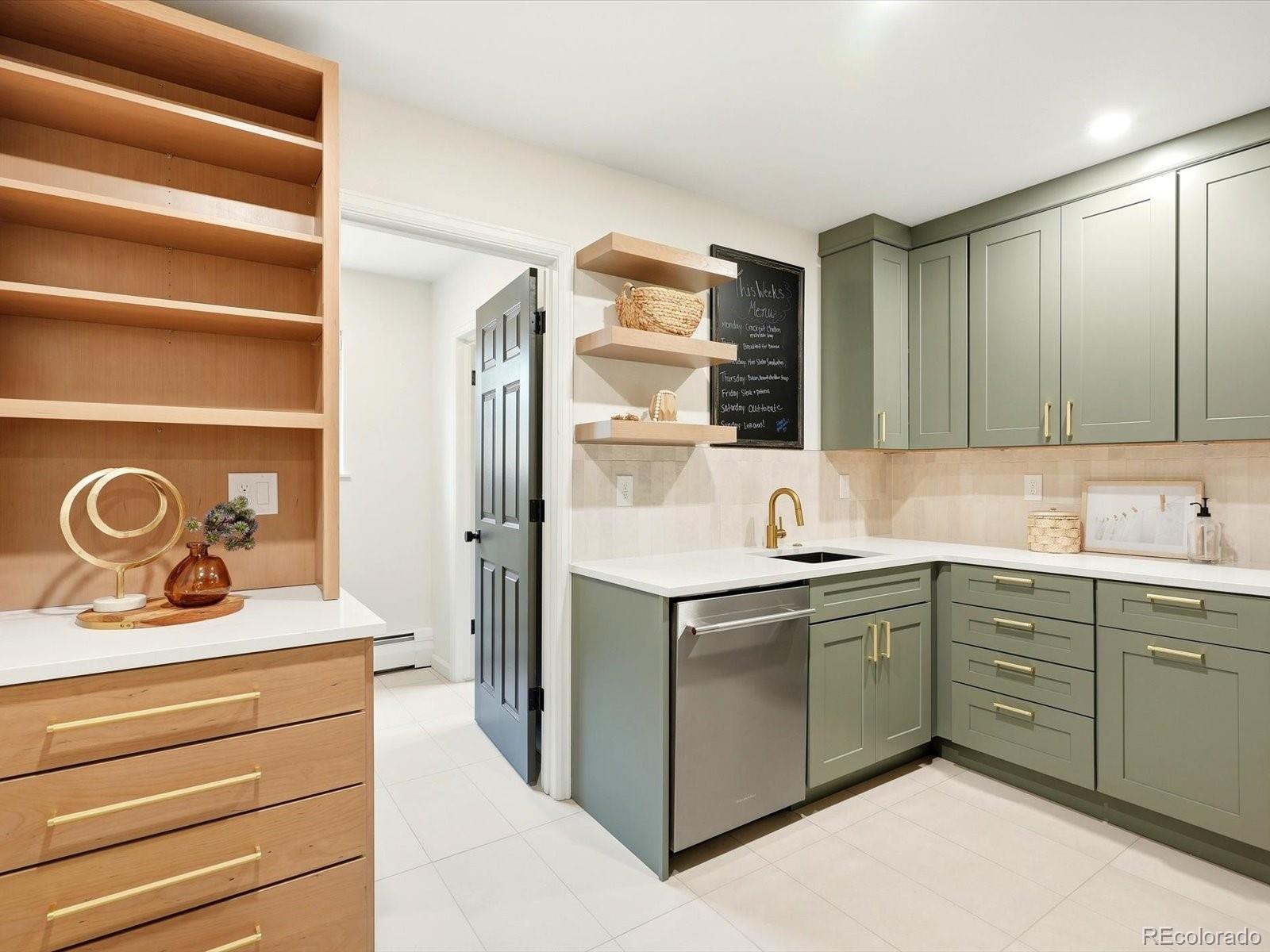 MLS Image #18 for 2979  robb circle,lakewood, Colorado