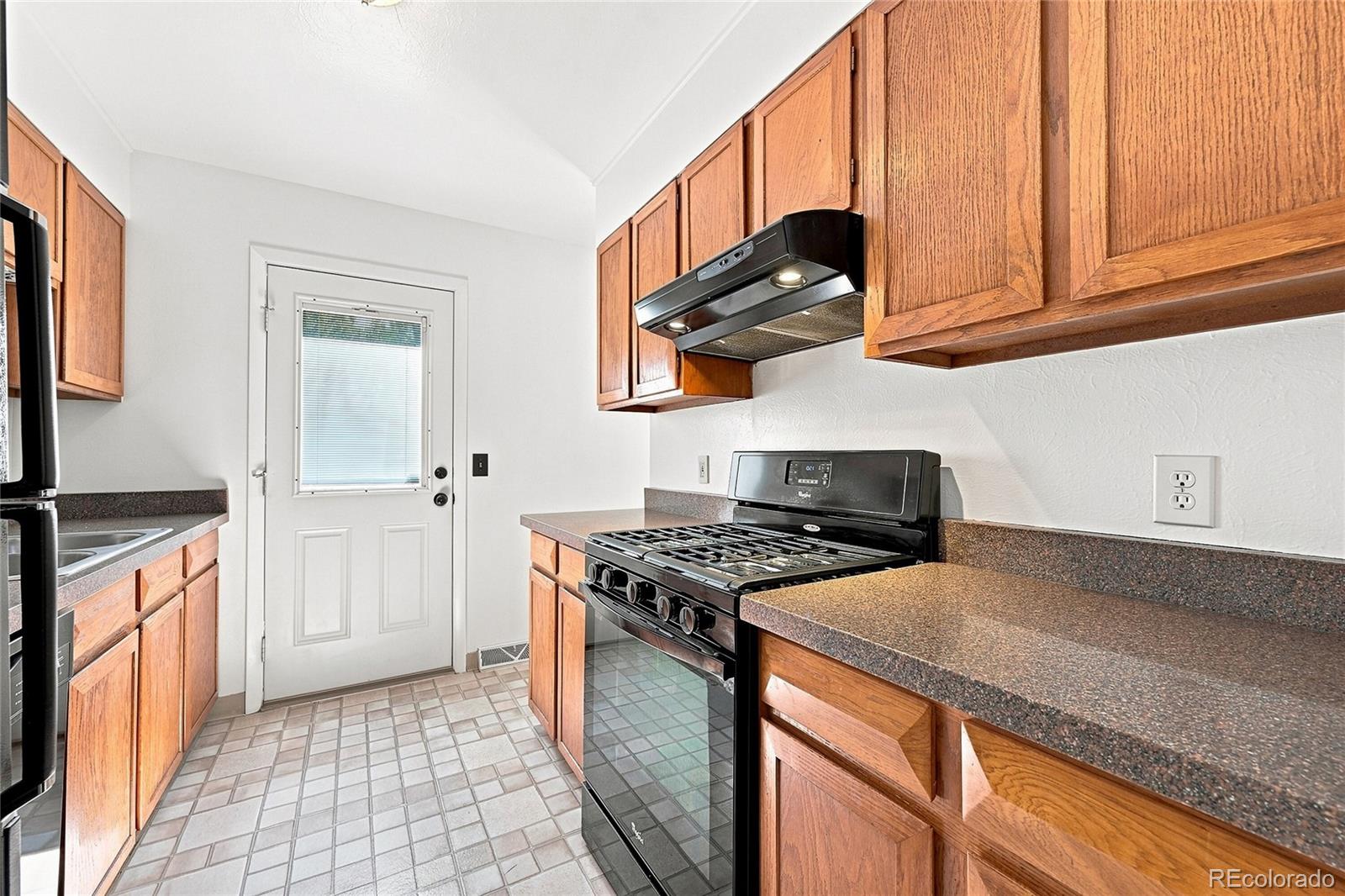 MLS Image #7 for 4836 s nucla way,aurora, Colorado