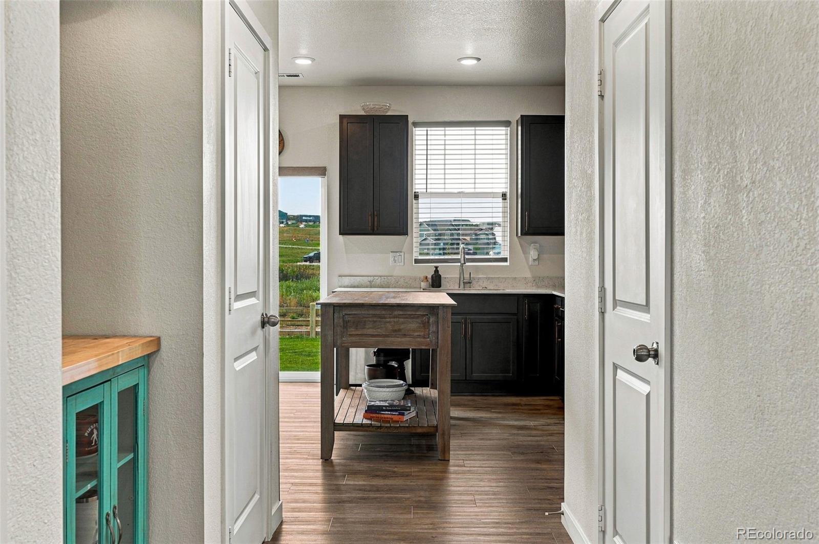 MLS Image #6 for 903 w beverly street,elizabeth, Colorado