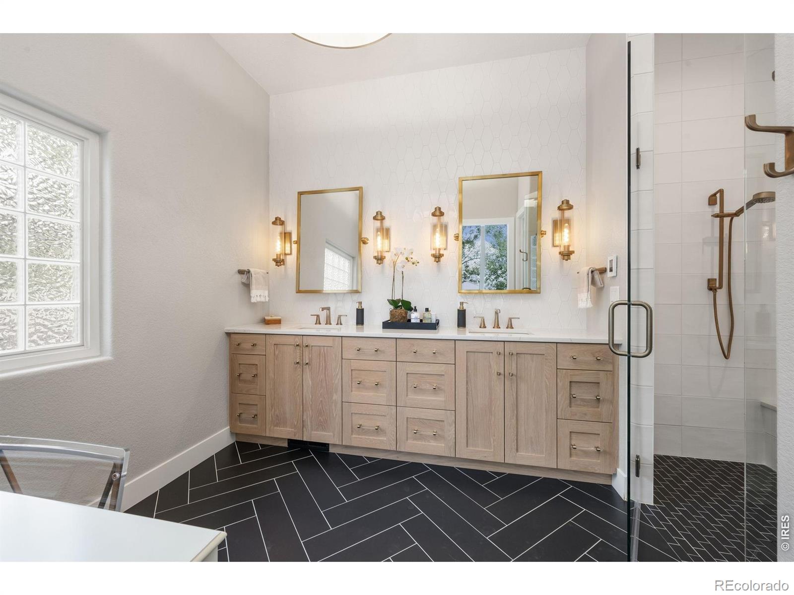 MLS Image #14 for 4739  valley oak drive,loveland, Colorado