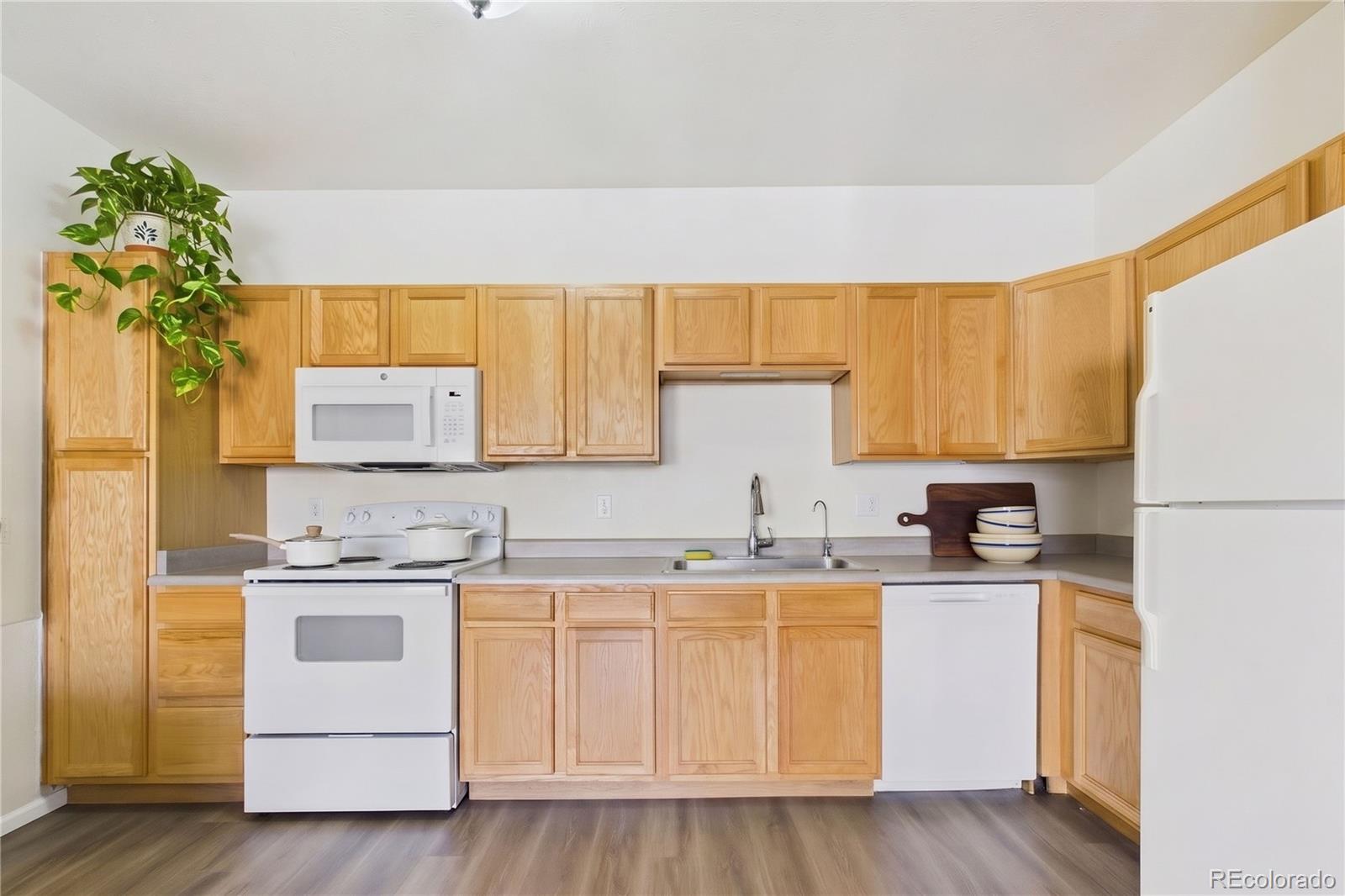 MLS Image #9 for 7170 s wenatchee way f,aurora, Colorado