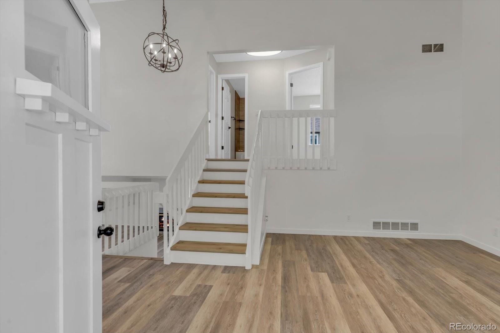 MLS Image #10 for 10041  raritan way,thornton, Colorado