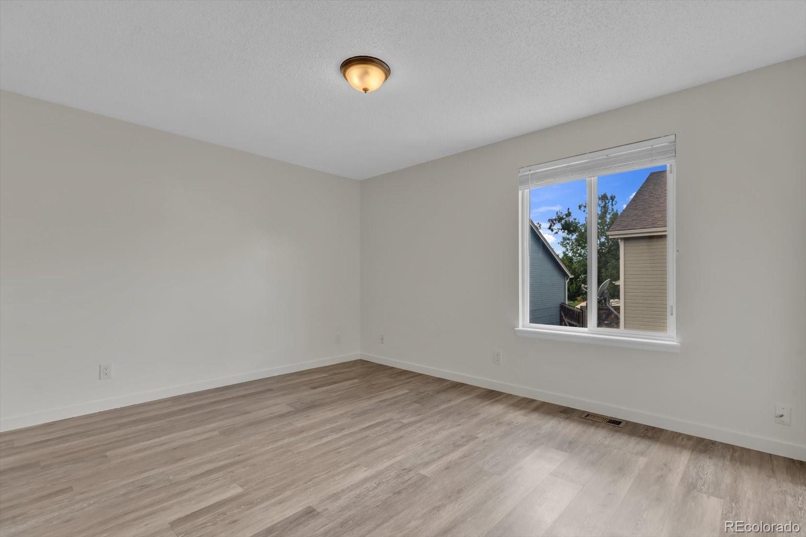MLS Image #17 for 10041  raritan way,thornton, Colorado