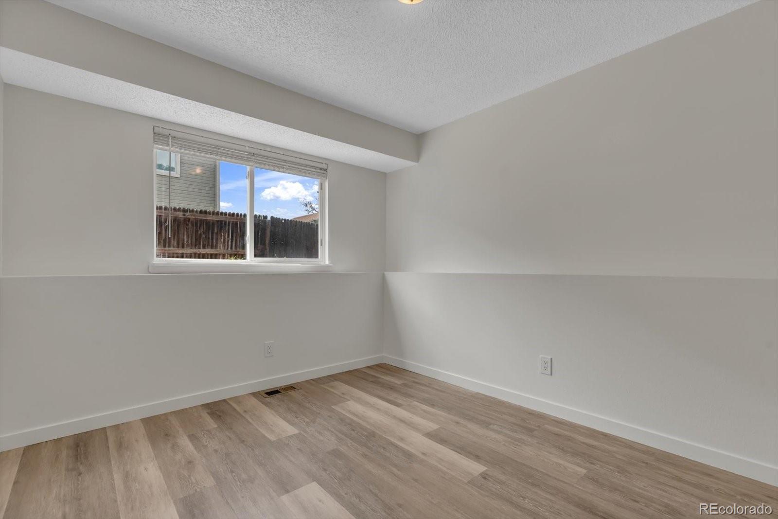 MLS Image #23 for 10041  raritan way,thornton, Colorado