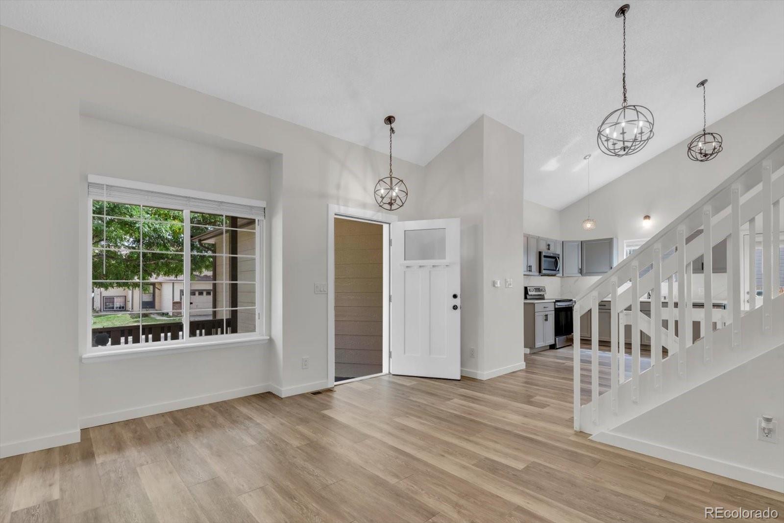 MLS Image #9 for 10041  raritan way,thornton, Colorado