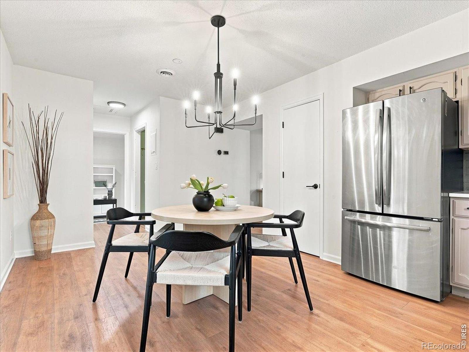 MLS Image #3 for 545 e 11th street,loveland, Colorado
