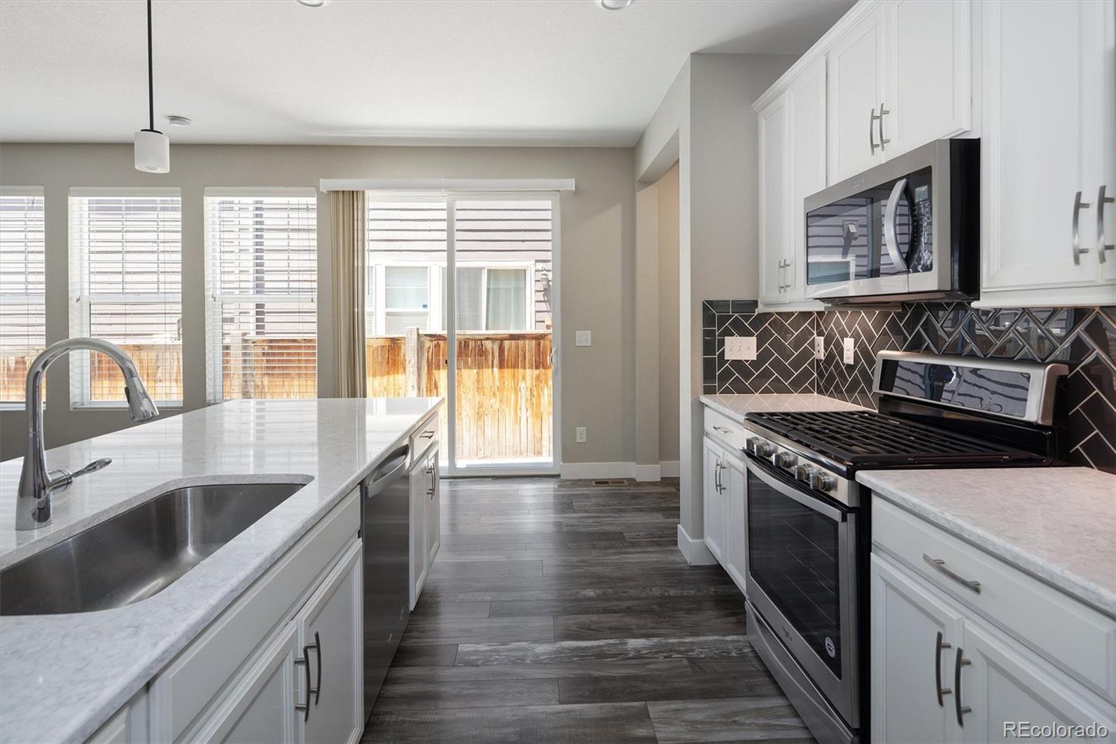 MLS Image #15 for 11390 e 26th avenue ,denver, Colorado