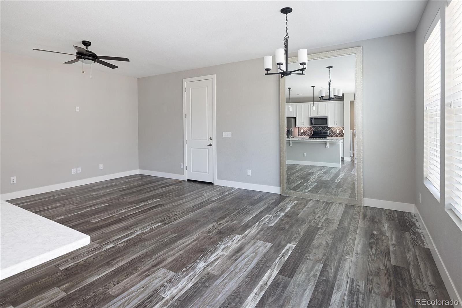 MLS Image #9 for 11390 e 26th avenue ,denver, Colorado