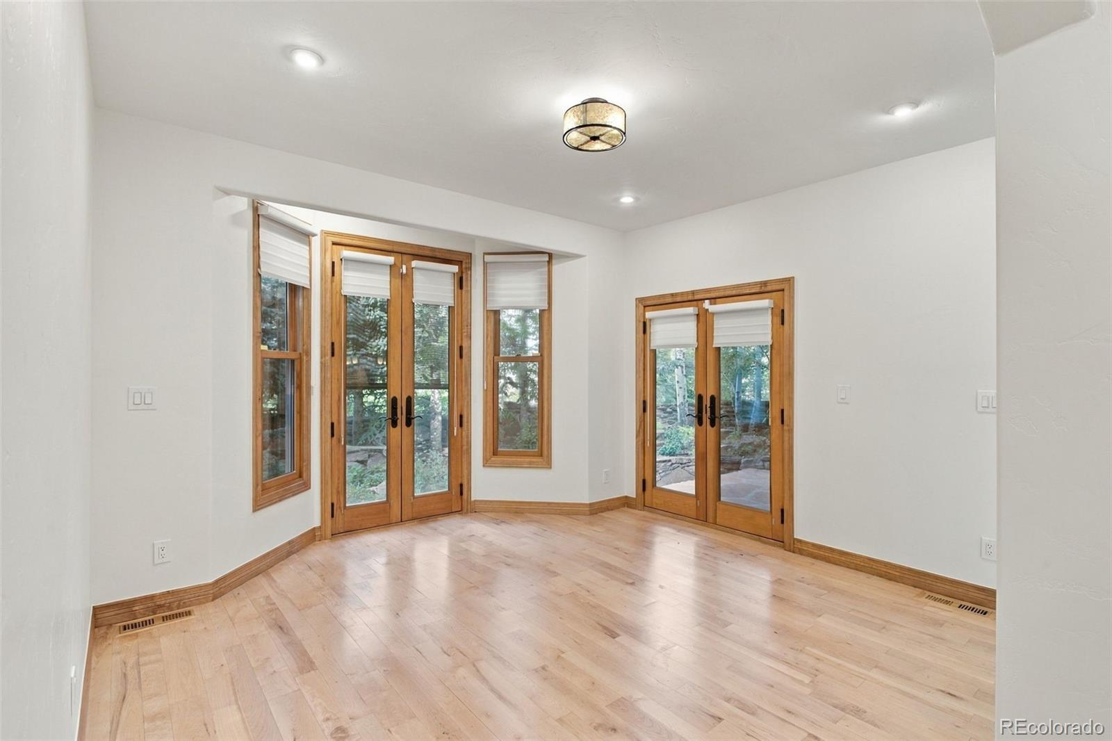 MLS Image #19 for 7039 s locust place,centennial, Colorado
