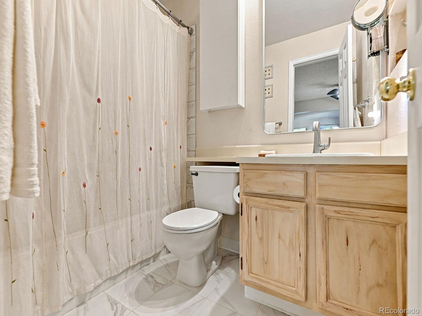 MLS Image #16 for 13823 e lehigh avenue a,aurora, Colorado