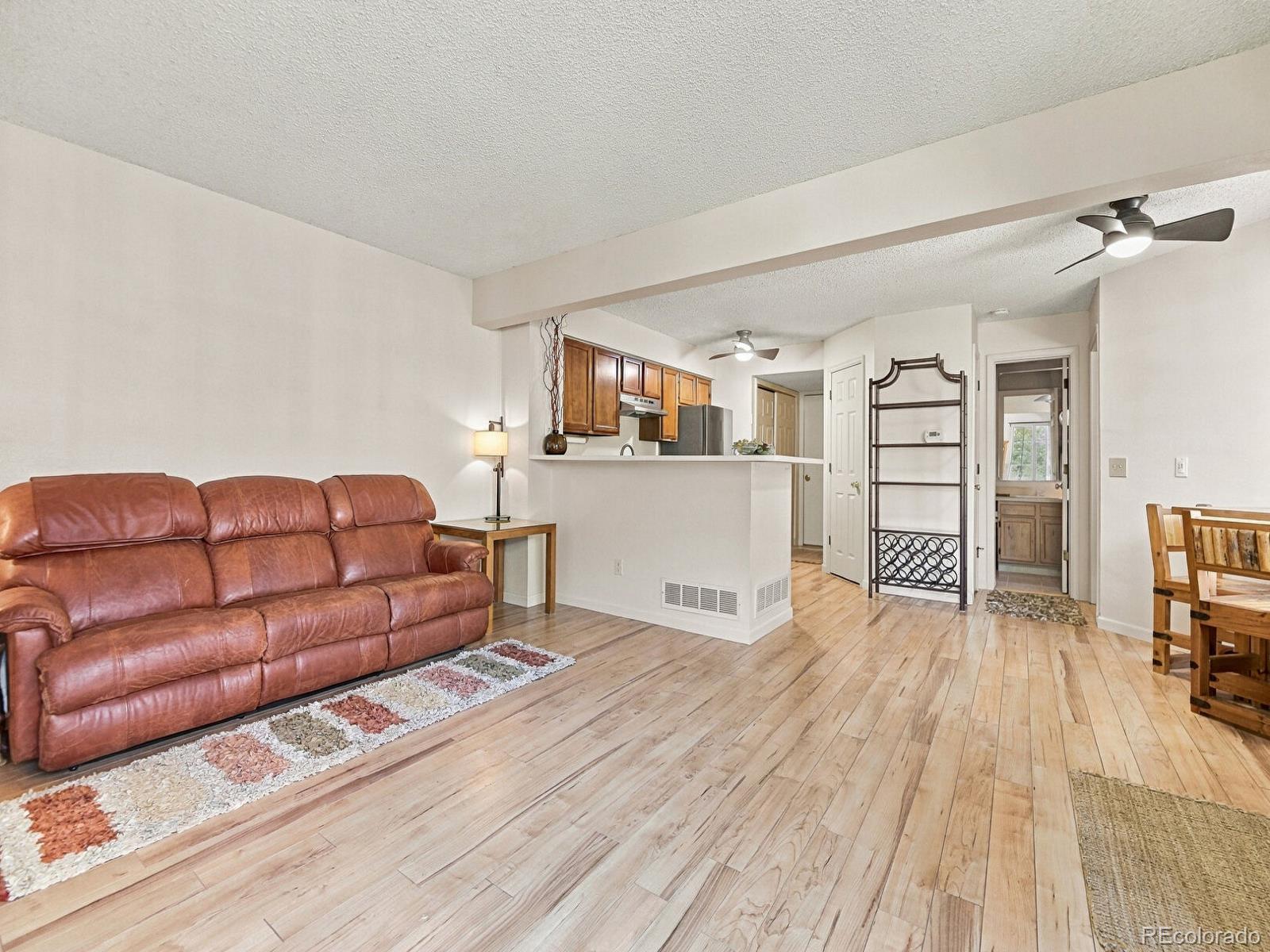 MLS Image #6 for 13823 e lehigh avenue a,aurora, Colorado