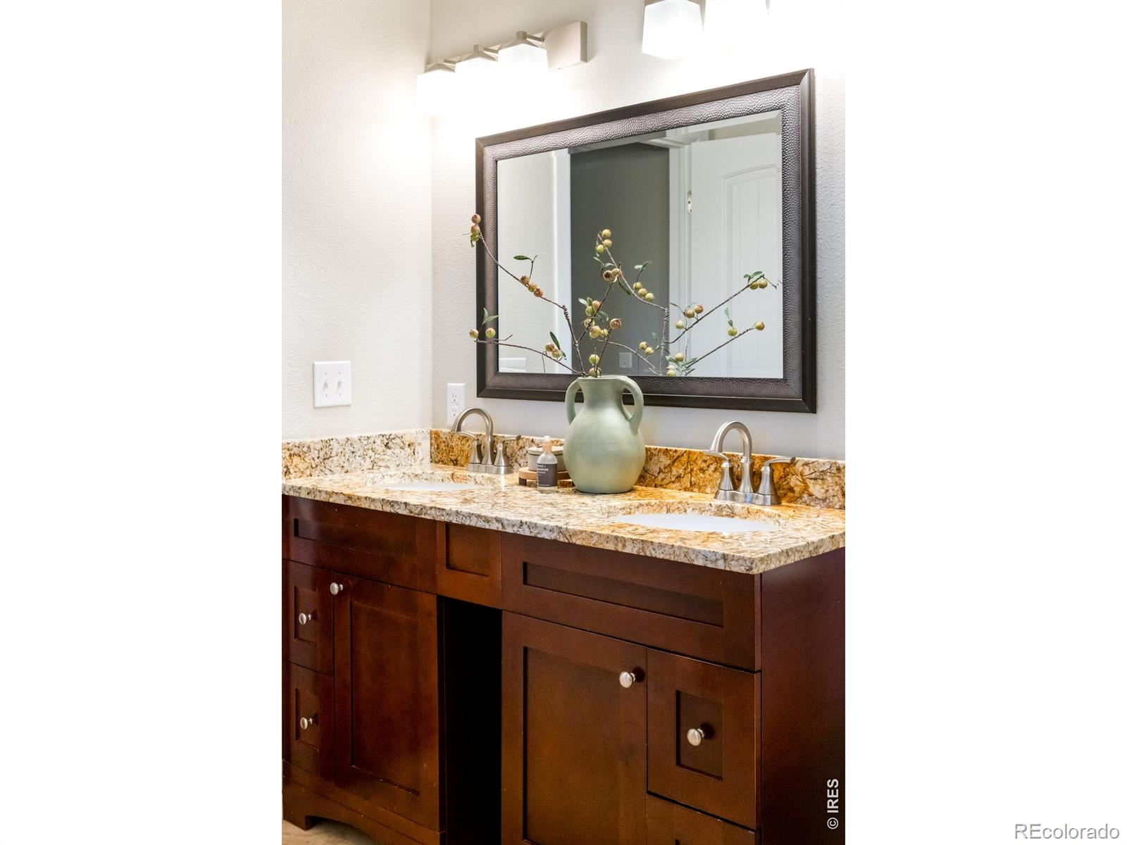 MLS Image #19 for 6114 s fairfield street,littleton, Colorado